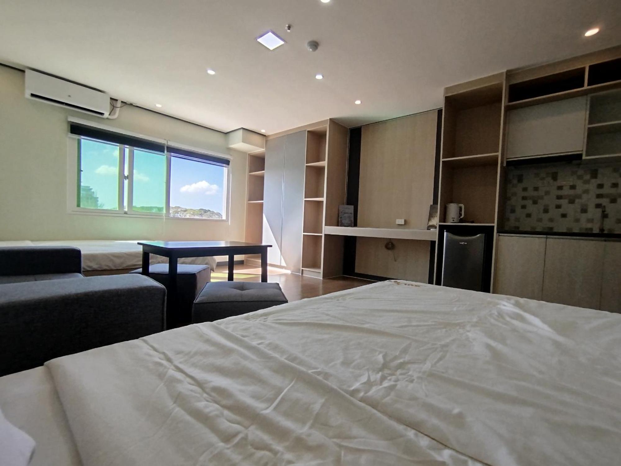 Emmaus Condotel Angeles Eksteriør bilde