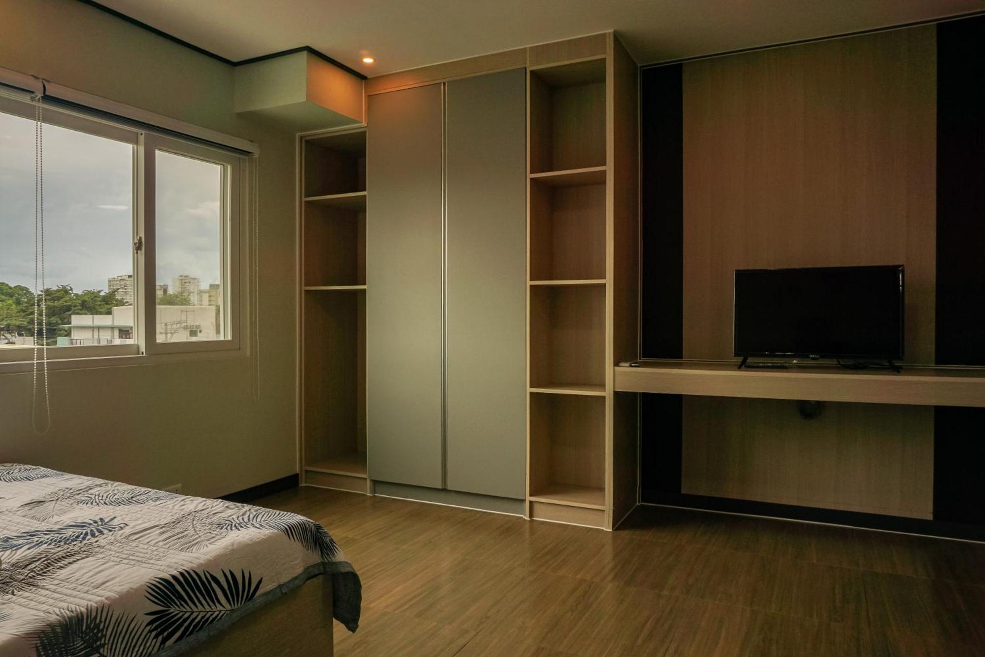 Emmaus Condotel Angeles Eksteriør bilde