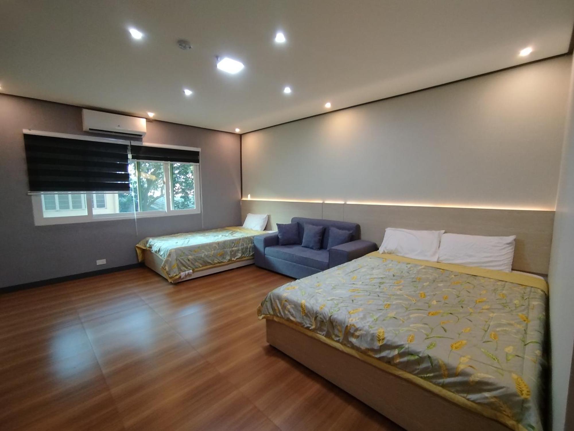 Emmaus Condotel Angeles Eksteriør bilde